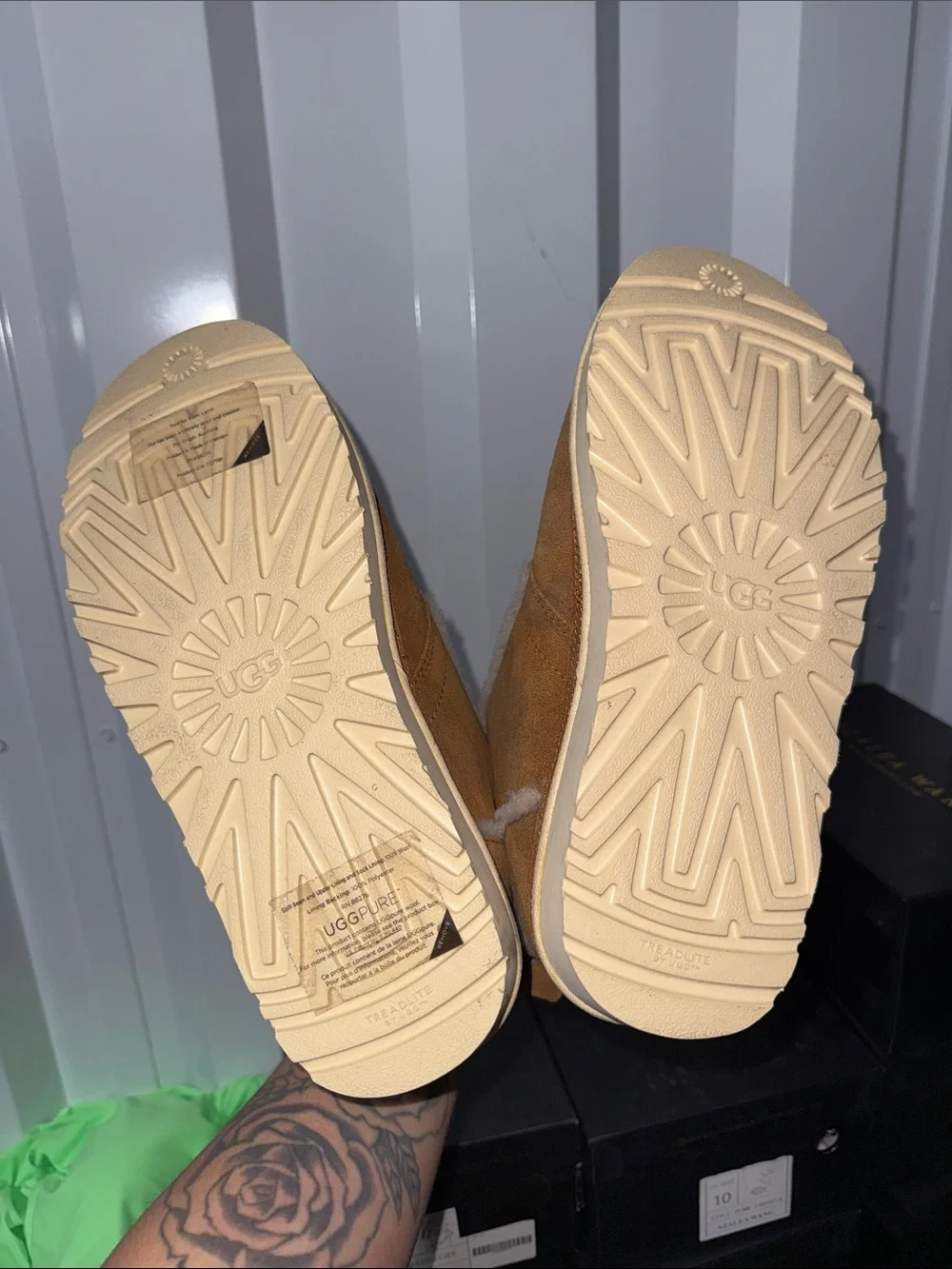 Like New Ugg x Bape A Bathing Ape Neumel Boots Chestnut US 10 EU 43